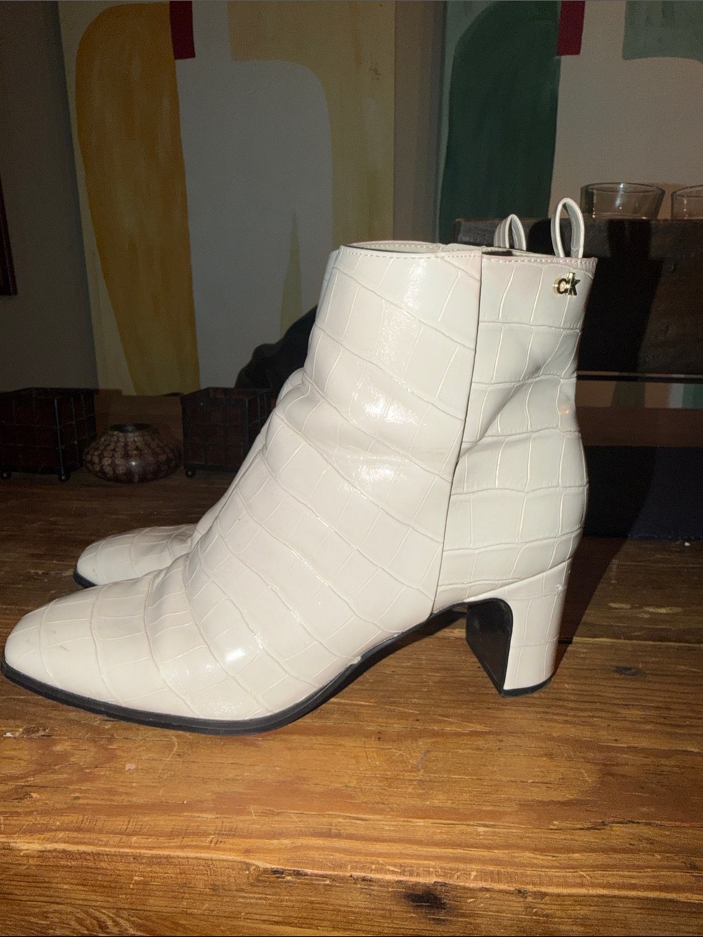 Women’s White Cream Croc-Embossed Block Heel Ankle Boots CALVIN KLEIN - Picture 3 of 9